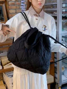 กระเป๋าเป้สะพายหลังแบบสะพายไหล่เดี่ยวและแบบสะพายสองข้างน้ำหนักเบา กระเป๋าถือสำหรับเดินทางแบบลำลอง กระเป๋าผ้าไนลอนขนาดกลาง