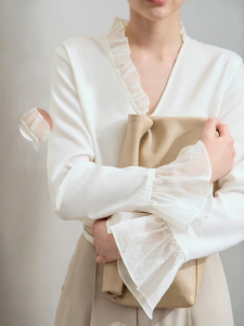 AMII | Elegant Ruffled V-neck Loose Linen-feel Blouse