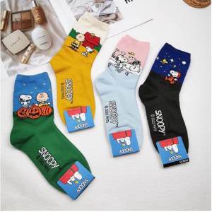Kikiyasocks Snoopy Color Block Cute Cartoon Cotton Socks Womens Mid-Calf Autumn New Style Personality Moisture Wicking Home Comfortable