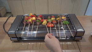 Smokeless Grill Home Food Cook BBQ Grill Electric BBQ Stove Indoor BBQ Machine Eating Electric Grill