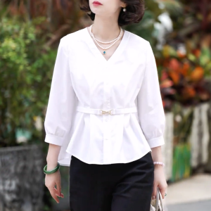 QINGNAER | Waist-Shaping V-Neck 3/4 Sleeve Casual Shirt