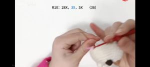 Handmade Yarn Crochet Cute Cat Doll Animal Kit BeginnerS Set Diy Material Kit Complete Knitting Kit Relieve Stress Holiday Gift
