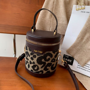 High-End Mini Bucket Handbag Womens Summer Crossbody Bag Unique Style Soft PU Leather Zipper Closure Casual Fashion Bag