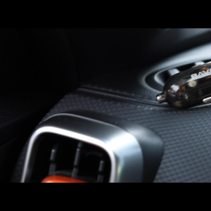 BAVIN PC973 30W PD Fast Charging Car Charger QC 3.0 USB Port Built-In LED Display for iPh & Android (Supports 17 Series)