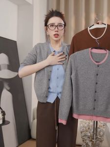 แฟชั่นเอาท์เล็ทแบรนด์ ผู้หญิง ถัก ขนสัตว์ คาร์ดิเกน เสื้อสเวตเตอร์ เสื้อโค้ท บล็อกสีแขนยาวคอกลม Regular Fit ฤดูใบไม้ร่วง ฤดูหนาว