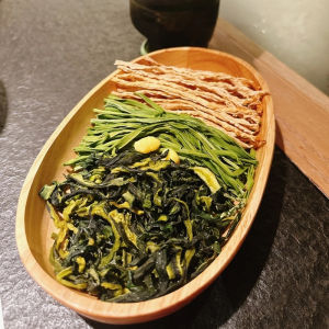 Wooden Plate Mushroom Vegetable Platter Hot Pot Accessories Simple Style Hand-Painted Bowl for Everyone Irregular Shape Pure Color