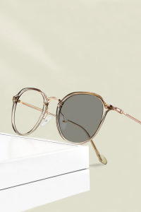 Photochromic Nearsighted Retro Myopia Glasses Everyday Use  Womens Distance Glasses Lightweight tr90 Frame Anti UV/Eyestrain/Glare