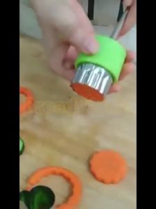 Cetakan Pemotong Sayuran Buah Biskuit Pastry Stainless Steel Untuk Bento Bekal Makan Anak