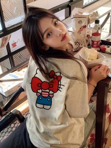 Cute Bows Kitty Print Short-Sleeved T-shirt for Women Summer New Arrival Loose Casual Couple Cotton Half Sleeve Top