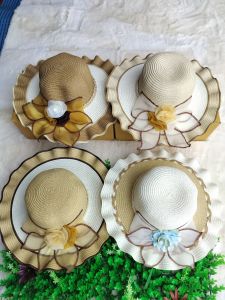 หมวกสาน หมวกชายหาด กันแดด มีดอกไม้ มี4สี สินค้าพร้อมส่ง