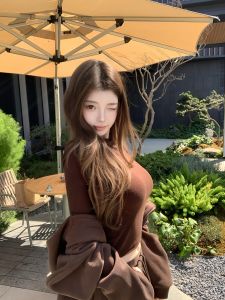 Cafe Au Lait round Neck Long Sleeve T-Shirt Womens Autumn Korean Style Retro Spicy Girl Tight Fit Short Inner Wear Base Top