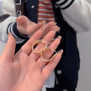 Womens Earring 18K Saudi Gold Geometric Half Womens Earrings Accessories Jewelry