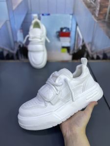 Mens Retro Clown Shoe Comfortable Low Top Casual Sneakers Magic Tape Versatile Slip-On Trendy Flat Heel Spring Autumn Shoes