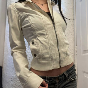 สตรีทสไตล์ ซิป เป็นกลาง เสื้อแจ็คเก็ต ผู้หญิง การเย็บปะติดปะต่อที่ถูกสร้างขึ้นขนาดเล็ก ปกตั้ง สลิมฟิต เอว เสื้อแจ๊กเก็ตสั้น