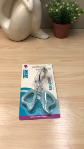 TRIM Eyelash Curler ที่ดัดขนตา ยี่ห้อทริม ทำจากแสตนเลส ใช้ง่ายด้ามจับมียางกันลื่น สินค้า USA ตรงปก ส่งเร็วมาก Trim ขนตา - Lazada