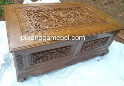 meja tamu jati ukiran antik jepara/ meja kopi / meja ruang tamu
