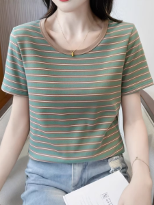 เสื้อยืดลายทางคอตตอนแขนสั้นผู้หญิงทรงหลวมสบายๆ ฤดูร้อน 2025 เสื้อตัวบนทรงเข้ารูปช่วยลดหน้าท้อง