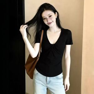 Stylish Twist V-neck Short Sleeve T-shirt