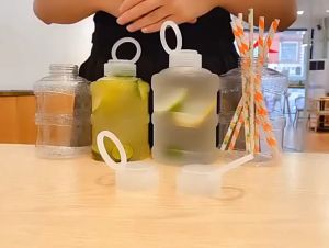 BR29-2 ขวดพลาสติกชานม 700ml.