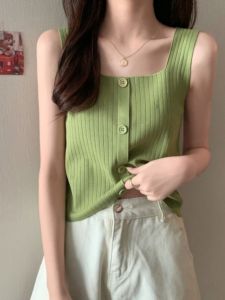 French Style Short Knitted Vest: A New Design Sensation for Women's Inner Wear