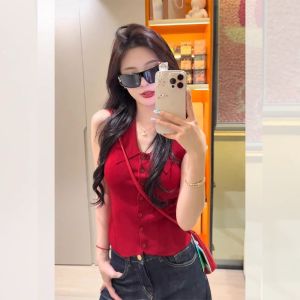 DVDK | Red Polo Collar Sleeveless Knitted Sweater