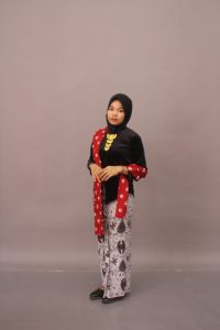 KEBAYA BLUDRU KARTINI DAN ROK PLISKET