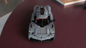 LEGO TECHNIC 42173 Đồ Chơi Lắp Ráp Xe Thể Thao Koenigsegg Jesko Absolut Màu Xám (801 Chi Tiết)
