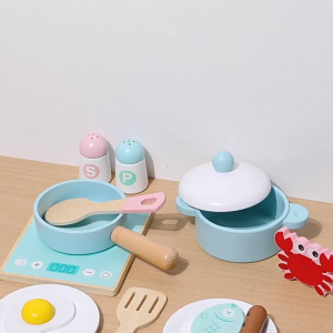 Mainan dapur mini untuk anak-anak dengan peralatan memasak imitasi termasuk panci silikon untuk memasak dan menggoreng cocok untuk bermain berkepura-pura di dapur.