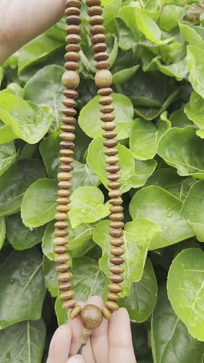 Tasbih Budha 108 butir kayu kelor mas jawa model pipih Tasbih 108 butir kayu Kelor mas jawa Tasbih japamala