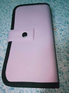 Money organizer Lamb grain vegan leather with 6 high tensile frosted plastic pocket