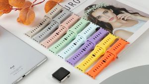 Sport Strap for Apple Watch Ultra 2/1 49mm 45mm 41mm 42mm 38mm 44mm 40mm Silicone Band for iWatch Series 9 8 SE 7 6 5 4