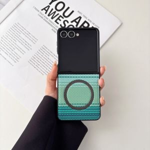 szhaiyu | Carbon Fiber Texture PU Leather Magnetic Phone Case For Samsung Galaxy Z Flip 8 7 FE 6 5 4 5G Shockproof Hard Plastic Cover