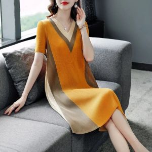 Summer Short Sleeve Dress Korean Style Pleated A-Line Midi Dress Color Block Slimming Effect Vintage Feel Polyester Fiber