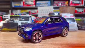 Đồ Chơi Mô Hình Ô Tô Đúc Kim Loại Tỷ Lệ 1:32 GLE63S GLS580 Có Chức Năng Kéo Lùi Cửa Mở Được Âm Thanh & Ánh Sáng Màu Đen/trắng/đỏ/xanh Dương Xe SUV Dành Cho Bé Trai