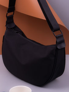 New Mens Dumpling Shape Oxford Cloth Canvas Shoulder Bag Large Capacity Business Use Waterproof Single Strap Crossbody Bag