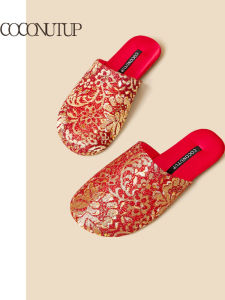 Elegant Red Embroidered Wedding Shoes Womens Indoor Slippers Floral Design Home Comfort Footwear Four Seasons Suitable