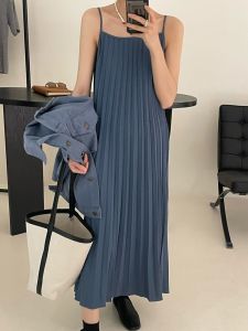 Chic Autumn Clothing 2023 New Arrival Womens Retro Pleated Sling Dress Elegant Outer Wear Bandage Dress Sleeveless Long Dress