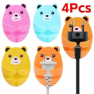 4 cái Gấu cắm lưu trữ móc tường tổ chức khung ổ cắm giá đi dây sáng tạo nhà bếp phòng tắm tự dính lưu trữ móc áo