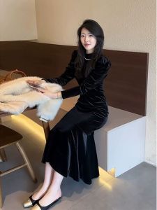 Elegant French Design Casual Loose Mid-length Velvet Dress