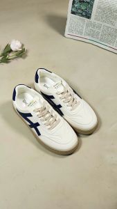 SHOEVO Sepatu Wanita Retro Niche Model Baru Musim Semi dan Gugur Kasual Serbaguna - Casual Shoes ST099