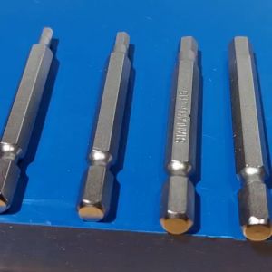 Vít Đầu Lục Giác Vuông Chân Lục Giác 6.35 hiệu Standa Mũi vít lục giác 6.5cm kích thước là H3 H4 H5 H6 chất lượng thép tốt chống toét đầu khi vặn Vặn các con ốc lục giác bằng máy khoan nhẹ nhành dễ dàng - Cửa Hàng Nam