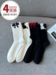 ถุงเท้าผู้หญิงทรงครึ่งแข้งแบบไม่มีกระดูกสีดำและสีขาว ทรงสวมสบาย ระบายอากาศได้ดี ป้องกันกลิ่น ถุงเท้าผ้าฝ้าย