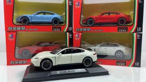[Kèm đế] Mô hình xe Porsche Taycan Turbo S tỉ lệ 1:32 Chezhi kèm đế