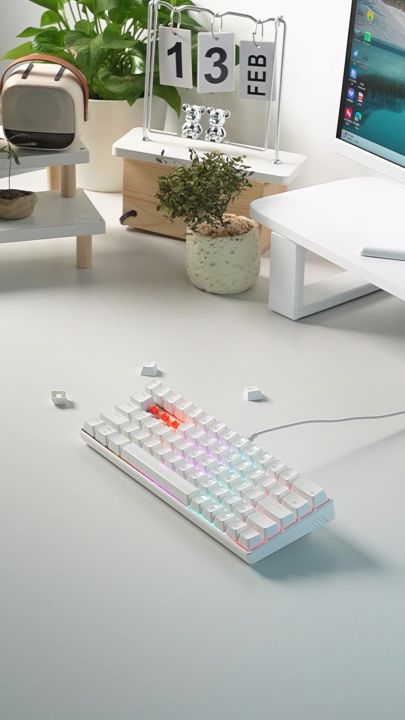 【จัดส่งภายใน 3 วัน】 ZIFRIEND ZA646 / KA646 63คีย์คีย์บอร์ดแบบกลไกคีย์บอร์ดสำหรับเล่นเกมแบบมีสาย Backlit Hot-Swappable สีฟ้า/สวิทช์สีแดง Keycap ไทย คีย์บอร์ด gaming คีย์แคปภาษาไทย