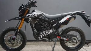 DECAL DTRACKER BF 150 - stiker dekal dtrecker dtreker dtraker simpel hitam