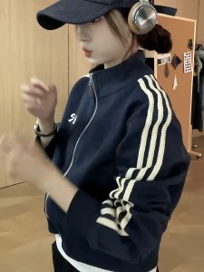 Casual Style Short Baseball Jacket Womens Fashionable Versatile Autumn New Arrival Lightweight Zipper Closure Warmth Ladies Coat