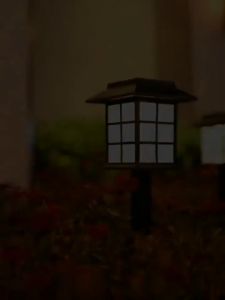 ไฟปักสนามแสงอาทิตย์ 30w ไฟLED กันน้ำ ทนแดด 3000K สีวอม สำหรับการให้ผ้าแว่นผ้ามาเปลี่ยนรูปแบบเพิ่มเติมได้ง่าย