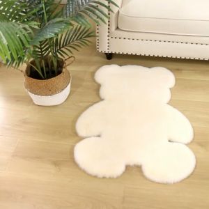 Cute Bear Shaped White Plush Carpet Super Soft Fluffy Rabbit Fur Rug Non-slip Floor Mat Carpet For Living Room Bedroom Tatami Decor Mat Karpet bulu Lembut