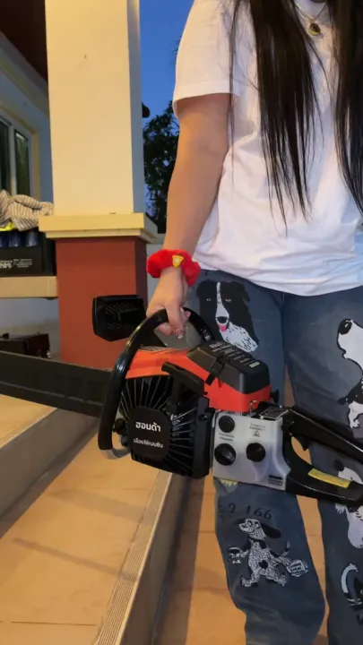 Honda เลื่อยยนต์ 4 จังหวะ ตัดเอียง 360 องศา