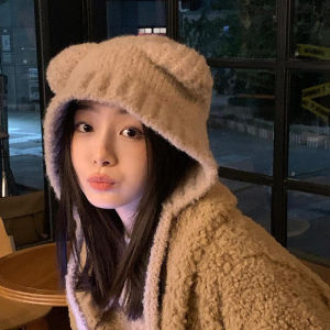 เสื้อกันลมหมวกถักแฟชั่นสำหรับผู้หญิงหมวกไหมพรมอุ่นหูหมีน่ารักสไตล์เกาหลีสำหรับฤดูหนาว
